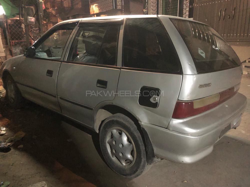 Suzuki Cultus 2001 for Sale in Sargodha Suzuki Cultus 2001 for Sale in Sargodha Image-4