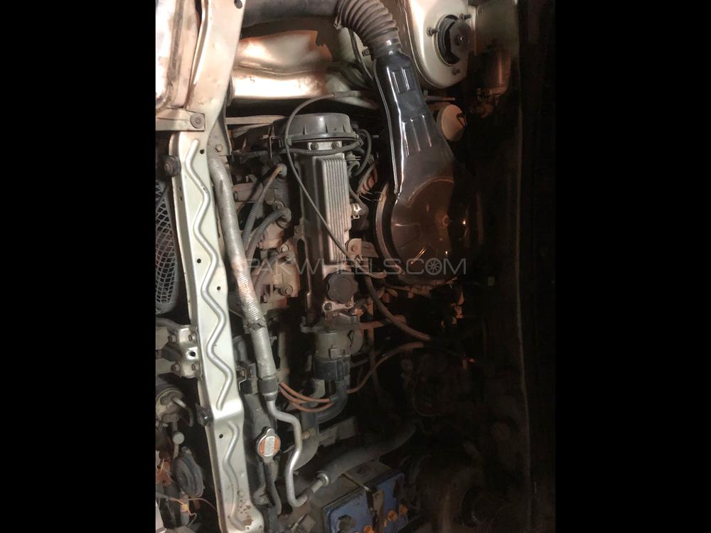 Suzuki Cultus 2001 for Sale in Sargodha Suzuki Cultus 2001 for Sale in Sargodha Image-8