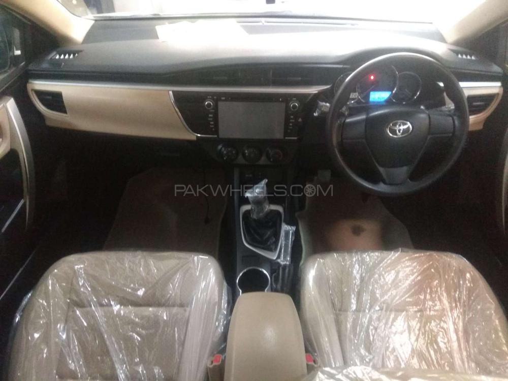 Toyota Corolla 2017 for Sale in Karachi Toyota Corolla 2017 for Sale in Karachi Image-11