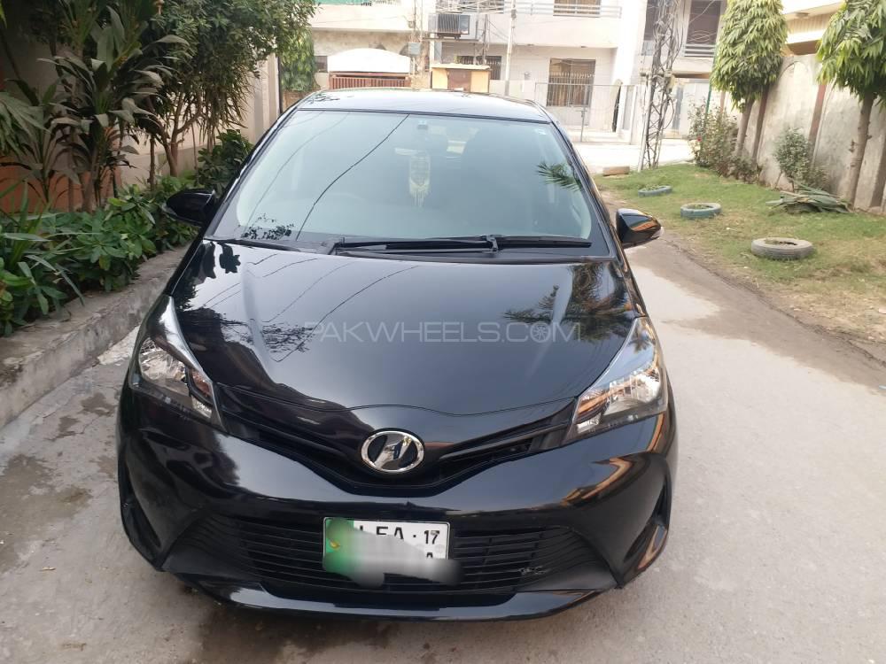 Toyota Vitz 2014 for Sale in Lahore Toyota Vitz 2014 for Sale in Lahore Image-9