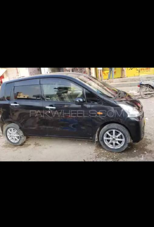 Daihatsu Move 2011 for Sale in Karachi Daihatsu Move 2011 for Sale in Karachi Image-2
