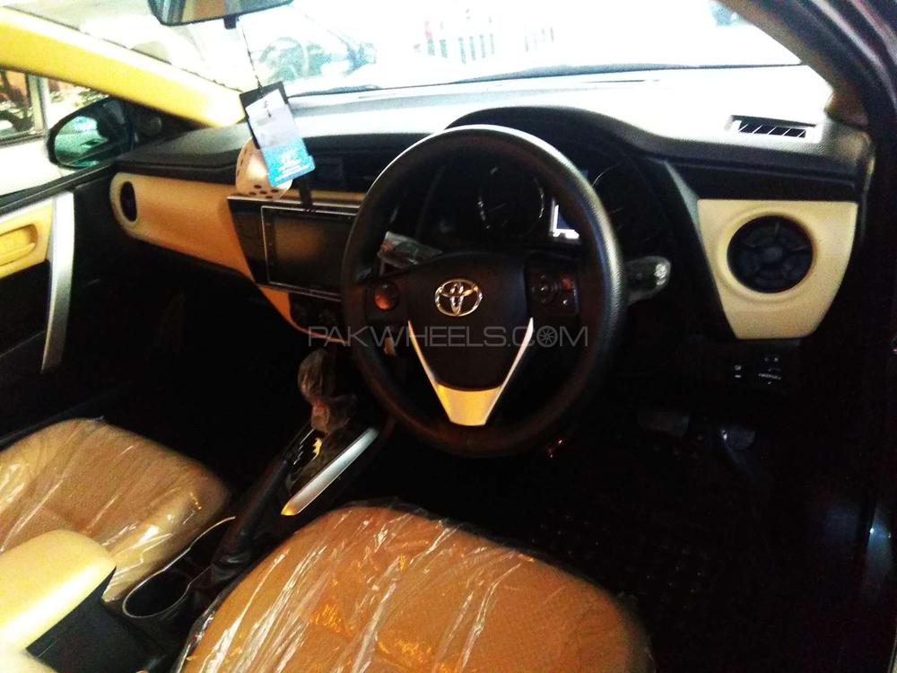 Toyota Corolla 2018 for Sale in Lahore Toyota Corolla 2018 for Sale in Lahore Image-7