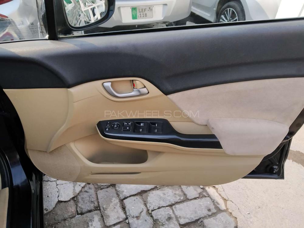 Honda Civic 2013 for Sale in Lahore Honda Civic 2013 for Sale in Lahore Image-7