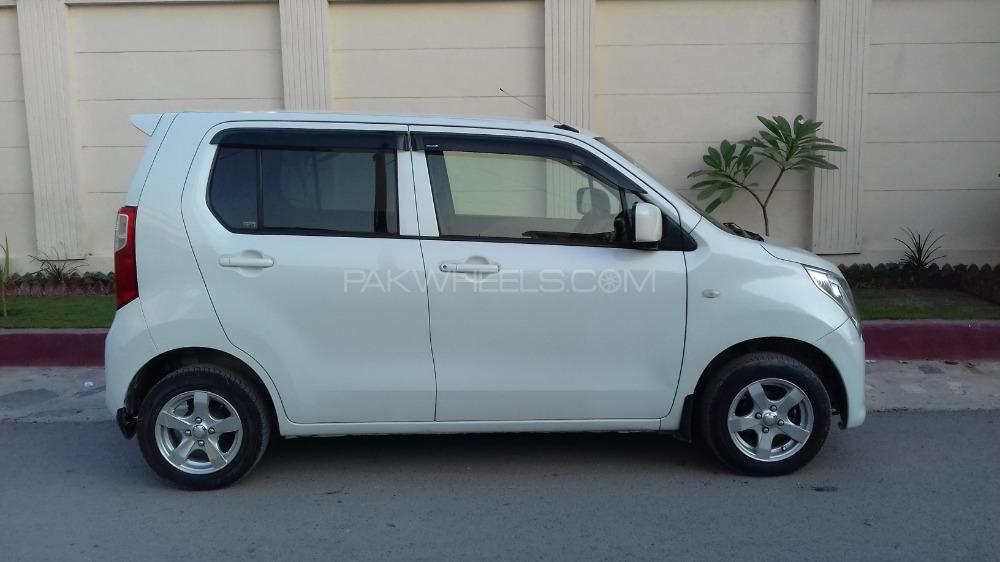 Suzuki Wagon R 2012 for Sale in Peshawar Suzuki Wagon R 2012 for Sale in Peshawar Image-6