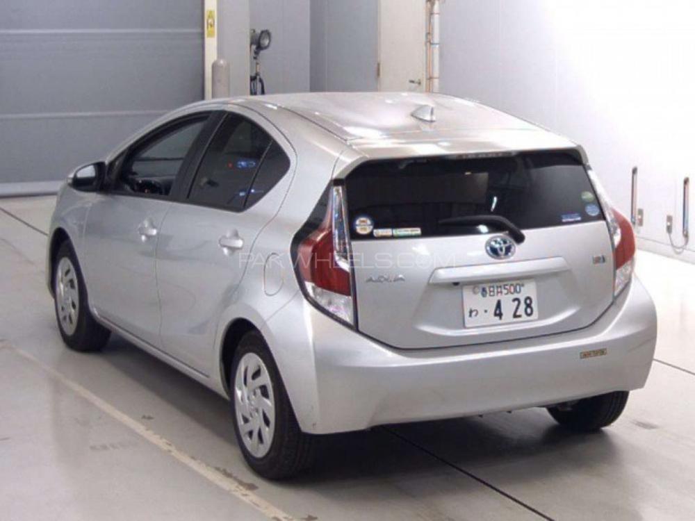 Toyota Aqua 2016 for Sale in Peshawar Toyota Aqua 2016 for Sale in Peshawar Image-6