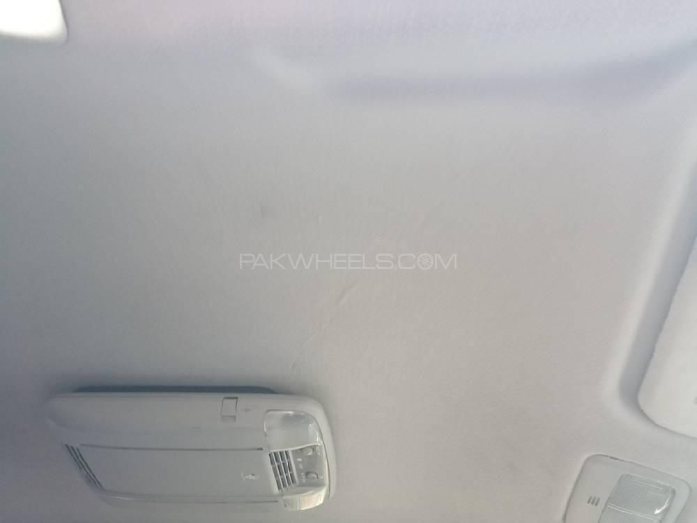 Toyota Corolla Axio 2007 for Sale in Peshawar Toyota Corolla Axio 2007 for Sale in Peshawar Image-5