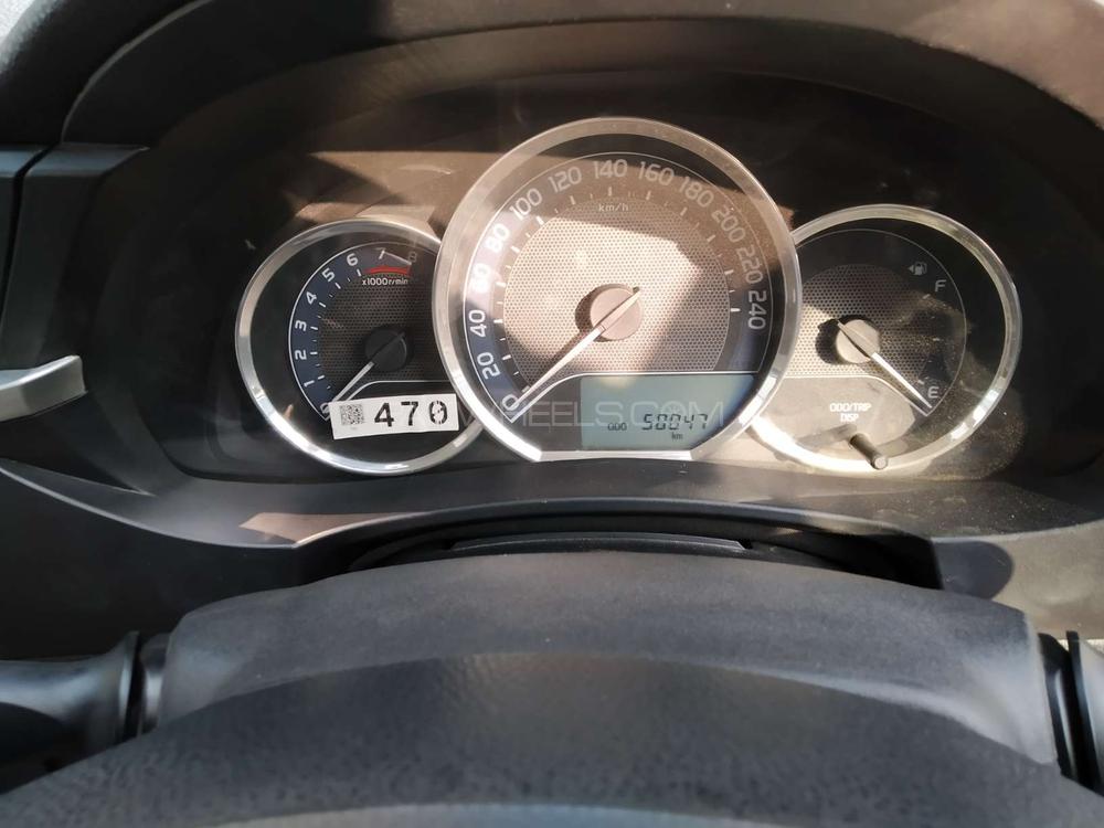 Toyota Corolla 2017 for Sale in Lahore Toyota Corolla 2017 for Sale in Lahore Image-8