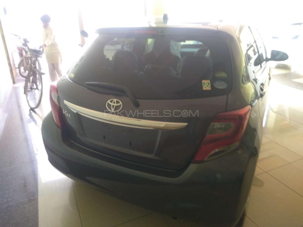 Toyota Vitz 2015 for Sale in Multan Toyota Vitz 2015 for Sale in Multan Image-5