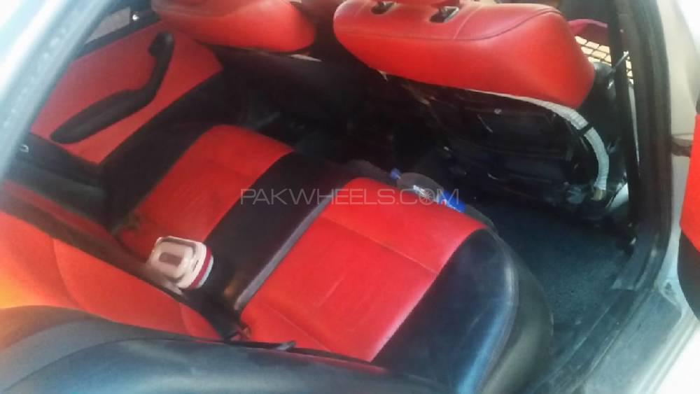 BMW 3 Series 2002 for Sale in Islamabad BMW 3 Series 2002 for Sale in Islamabad Image-4