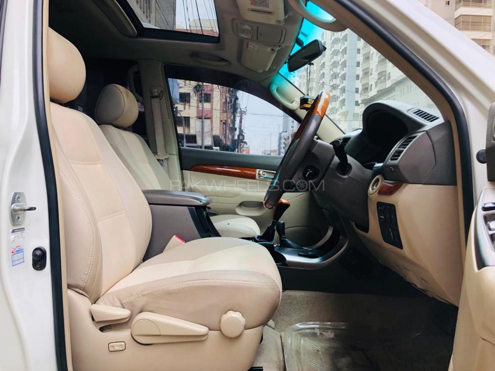 Toyota Prado 2008 for Sale in Quetta Toyota Prado 2008 for Sale in Quetta Image-9