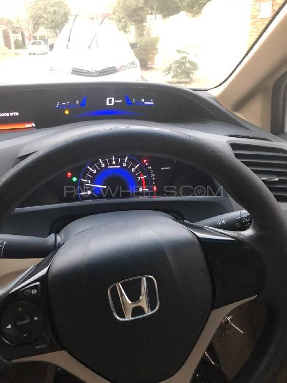 Honda Civic 2013 for Sale in Karachi Honda Civic 2013 for Sale in Karachi Image-5