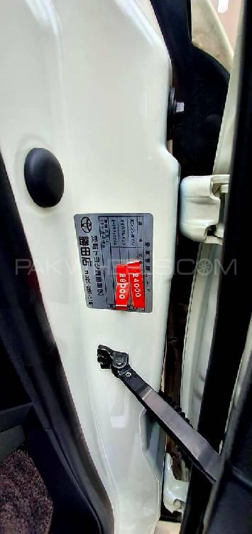 Toyota Land Cruiser 2012 for Sale in Lahore Toyota Land Cruiser 2012 for Sale in Lahore Image-8