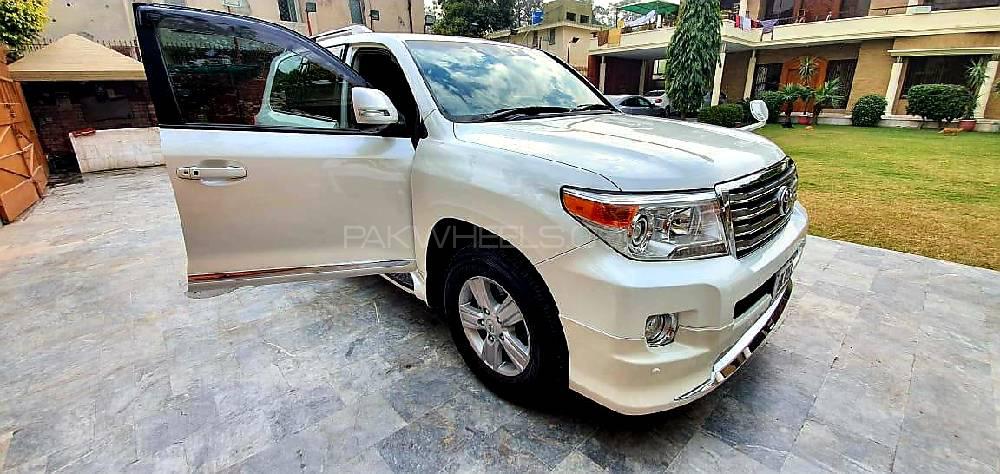 Toyota Land Cruiser 2012 for Sale in Lahore Toyota Land Cruiser 2012 for Sale in Lahore Image-14