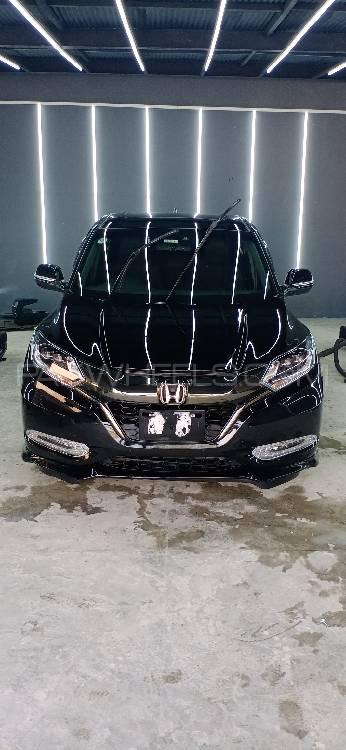Honda Vezel 2016 for Sale in Peshawar Honda Vezel 2016 for Sale in Peshawar Image-2
