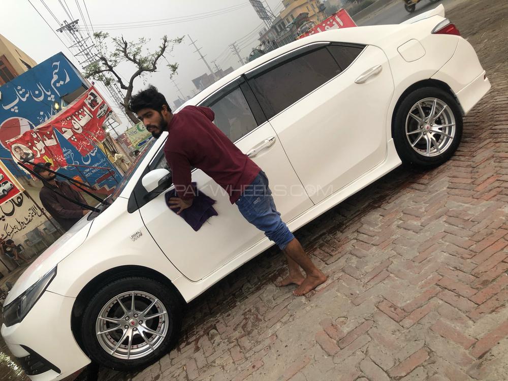 Toyota Corolla 2015 for Sale in Gujranwala Toyota Corolla 2015 for Sale in Gujranwala Image-9