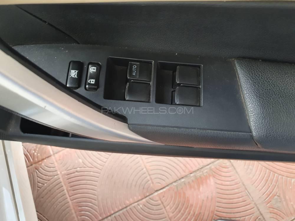 Toyota Corolla 2019 for Sale in Peshawar Toyota Corolla 2019 for Sale in Peshawar Image-7