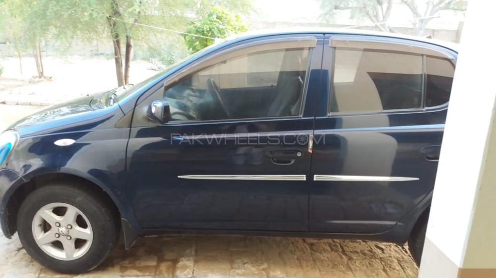 Toyota Vitz 2001 for Sale in D.G.Khan Toyota Vitz 2001 for Sale in D.G.Khan Image-2