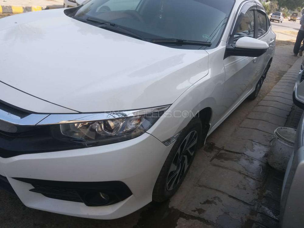 Honda Civic 2018 for Sale in Karachi Honda Civic 2018 for Sale in Karachi Image-3