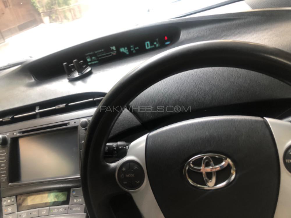 Toyota Prius 2013 for Sale in Rawalpindi Toyota Prius 2013 for Sale in Rawalpindi Image-13