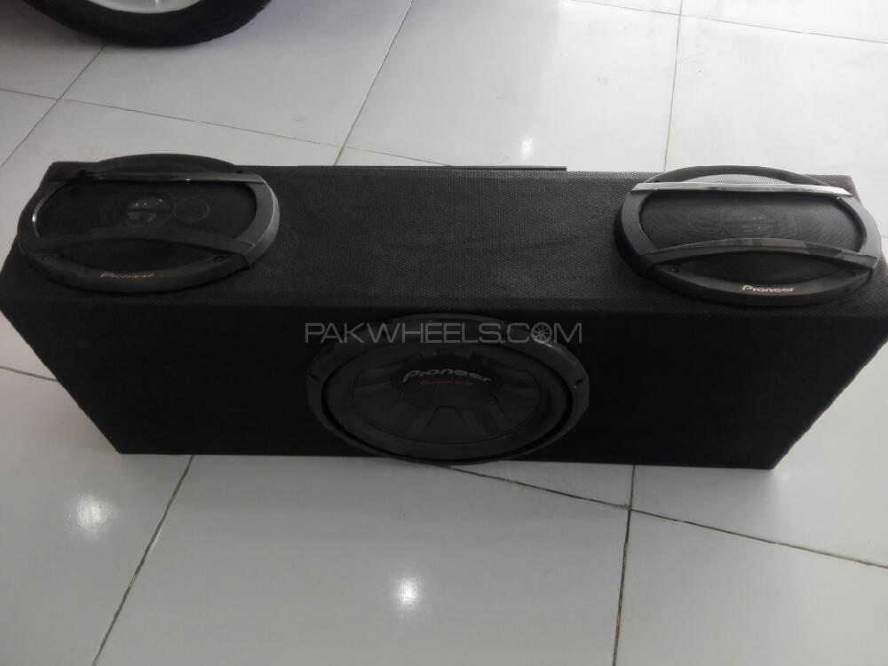car amplifier woofer and speakers Image-1