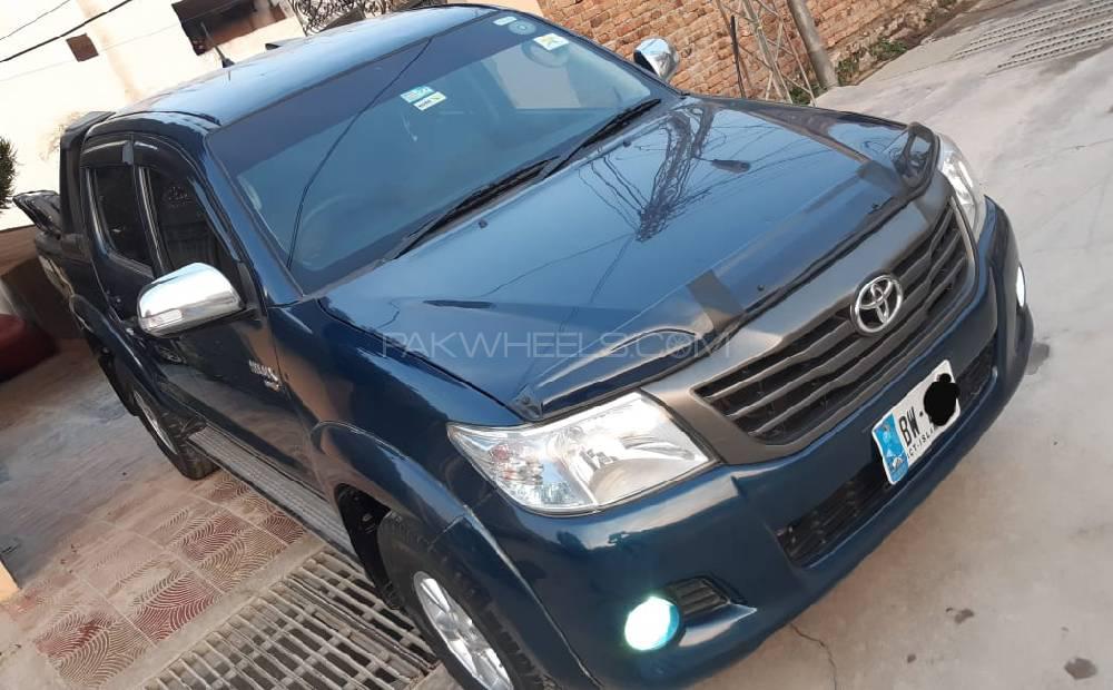 Toyota Hilux 2012 for Sale in Wah cantt Image-1