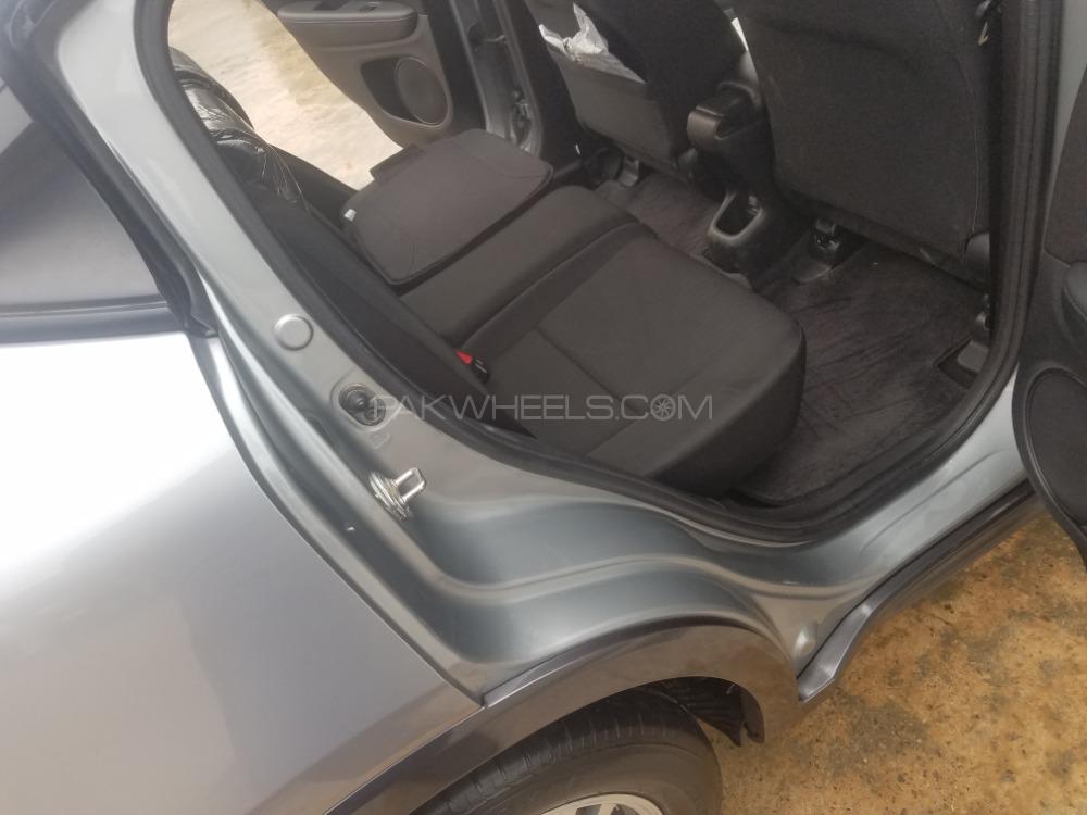 Honda Vezel 2014 for Sale in Sialkot Honda Vezel 2014 for Sale in Sialkot Image-14