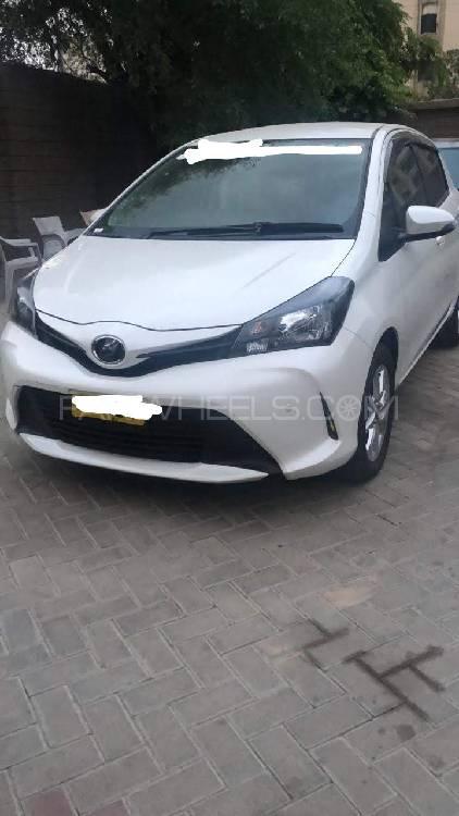 Toyota Vitz 2015 for Sale in Lahore Toyota Vitz 2015 for Sale in Lahore Image-3
