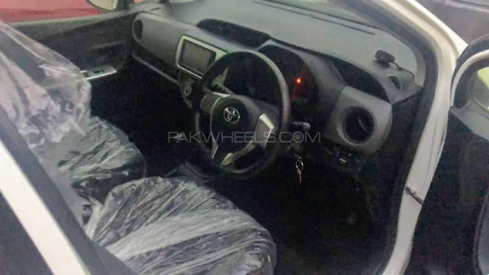 Toyota Vitz 2015 for Sale in Lahore Toyota Vitz 2015 for Sale in Lahore Image-6