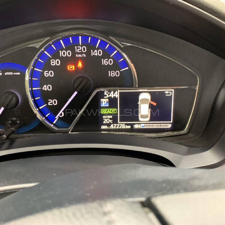 Toyota Corolla Axio 2015 for Sale in Lahore Toyota Corolla Axio 2015 for Sale in Lahore Image-6