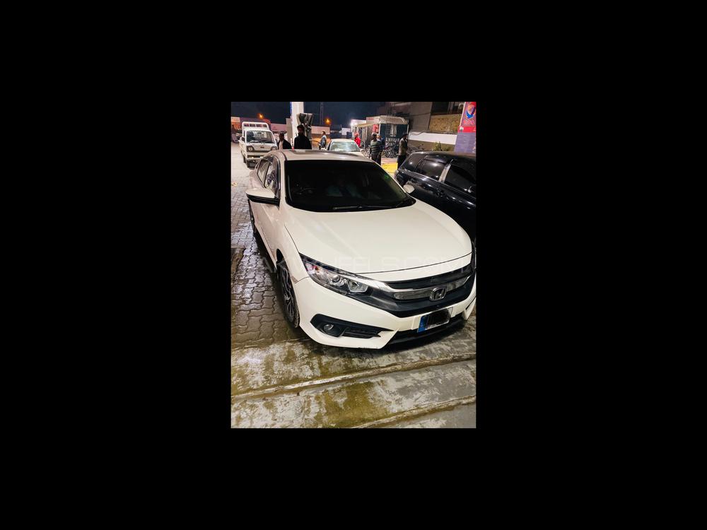 Honda Civic 2018 for Sale in Peshawar Honda Civic 2018 for Sale in Peshawar Image-6