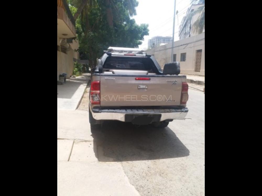 Toyota Hilux 2008 for Sale in Karachi Toyota Hilux 2008 for Sale in Karachi Image-3