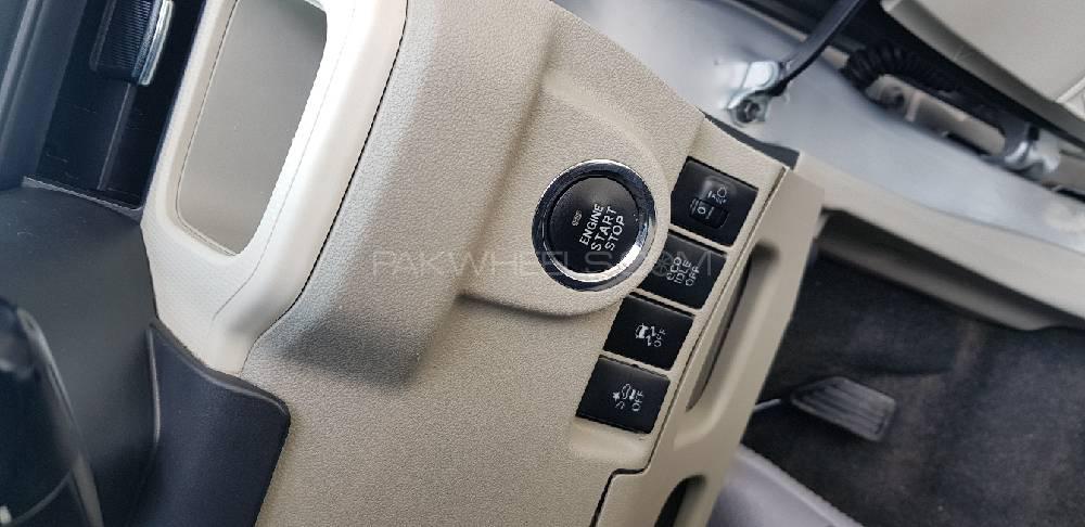 Daihatsu Move 2015 for Sale in Lahore Daihatsu Move 2015 for Sale in Lahore Image-4