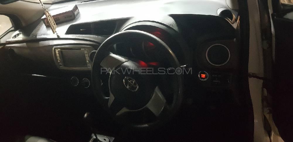 Toyota Vitz 2013 for Sale in Sargodha Toyota Vitz 2013 for Sale in Sargodha Image-5