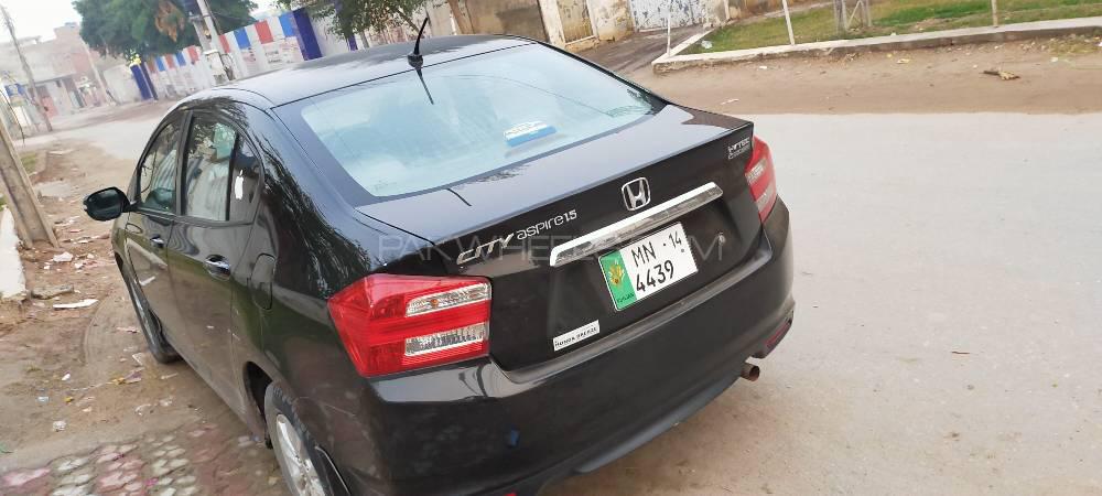 ہونڈا سٹی 2014 for Sale in ملتان ہونڈا سٹی 2014 for Sale in ملتان Image-3