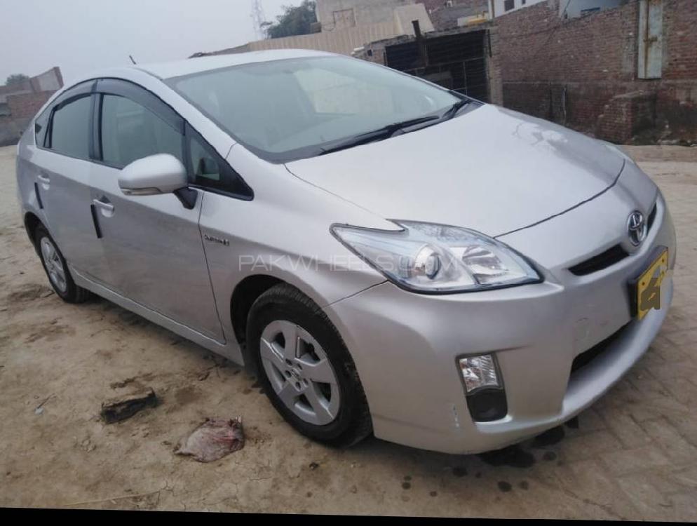 Toyota Prius 2011 for Sale in Rahim Yar Khan Image-1