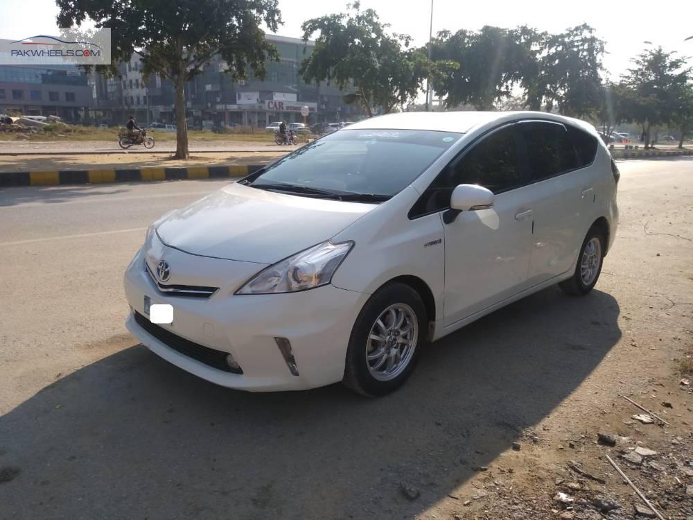 Toyota Prius 2014 for Sale in Islamabad Toyota Prius 2014 for Sale in Islamabad Image-2