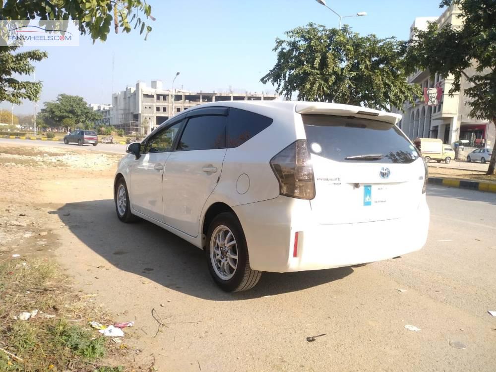 Toyota Prius 2014 for Sale in Islamabad Toyota Prius 2014 for Sale in Islamabad Image-4