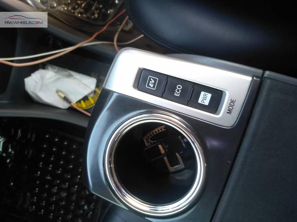Toyota Prius 2014 for Sale in Islamabad Toyota Prius 2014 for Sale in Islamabad Image-11