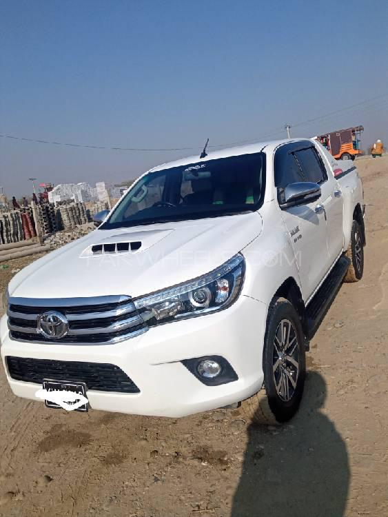 Toyota Hilux 2016 for Sale in Bannu Image-1