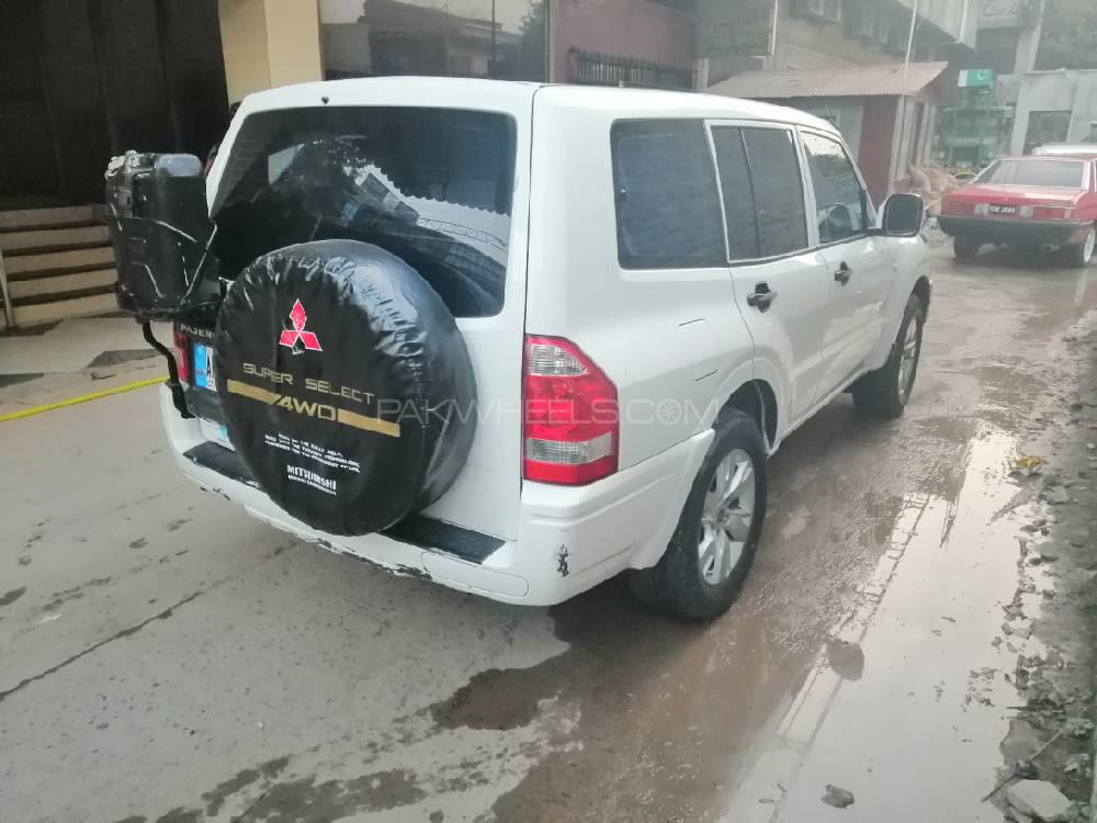 Mitsubishi Pajero 2005 for Sale in Rawalpindi Mitsubishi Pajero 2005 for Sale in Rawalpindi Image-15