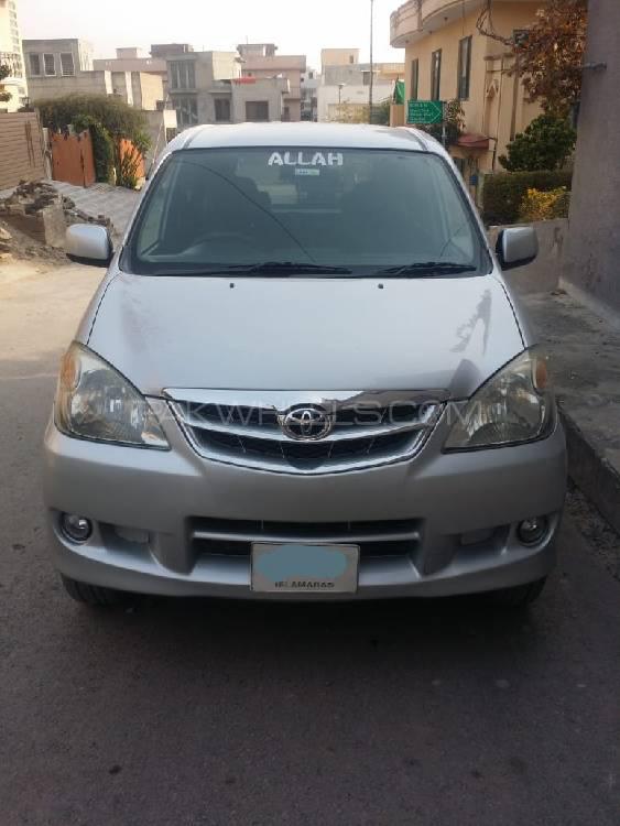 Toyota Avanza 2011 for Sale in Islamabad Image-1