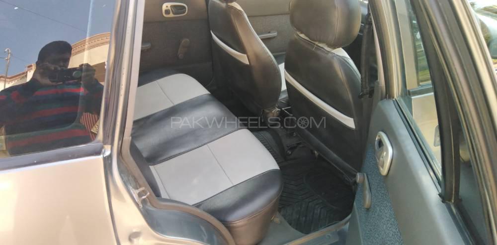 Suzuki Cultus 2011 for Sale in Karachi Suzuki Cultus 2011 for Sale in Karachi Image-3