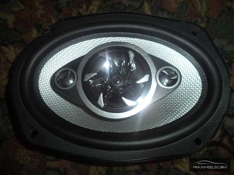 Want to sale my 2 Car speaker JAPANI Image-1