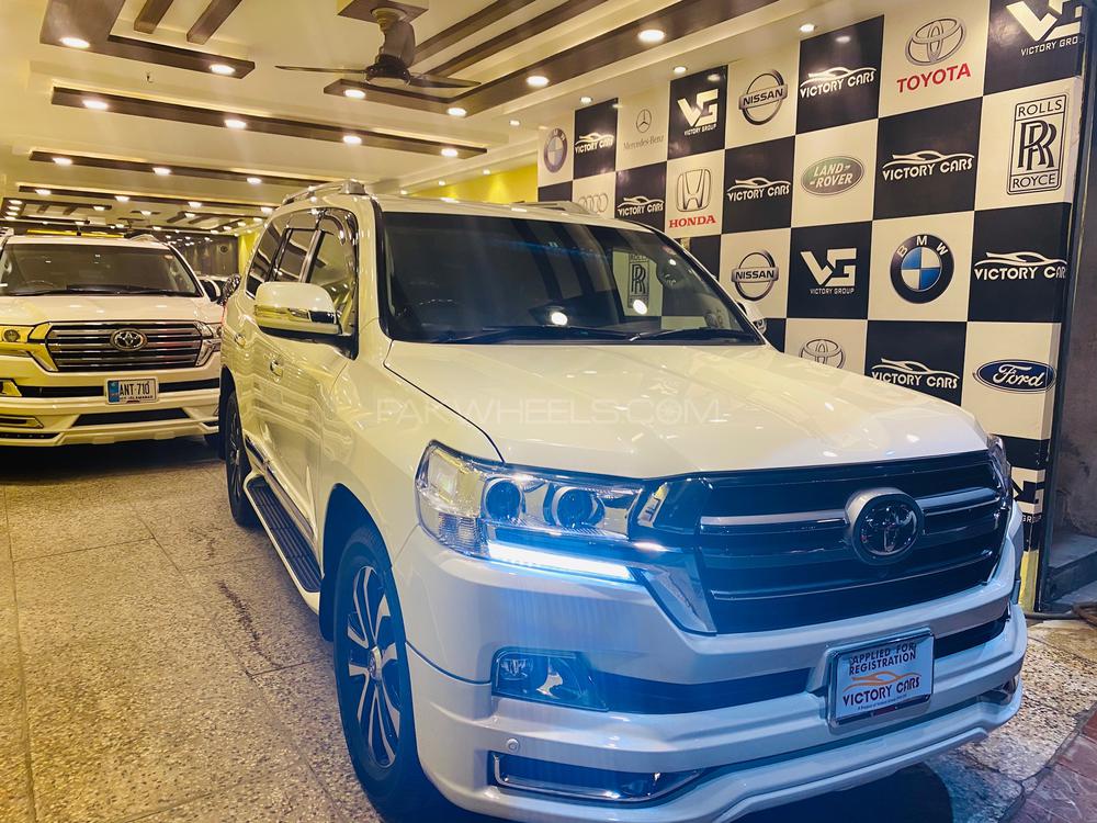 Toyota Land Cruiser 2012 for Sale in Lahore Toyota Land Cruiser 2012 for Sale in Lahore Image-3