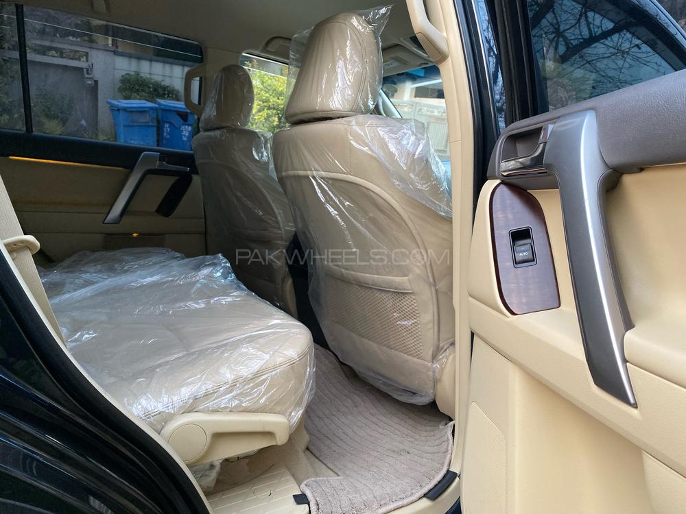 Toyota Prado 2013 for Sale in Islamabad Toyota Prado 2013 for Sale in Islamabad Image-12
