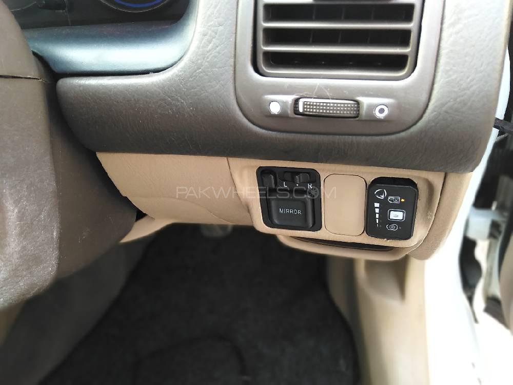 Honda Civic 2005 for Sale in Lahore Honda Civic 2005 for Sale in Lahore Image-10