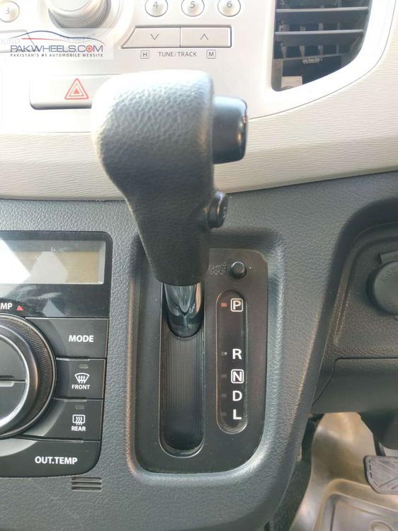 سوزوکی ویگن آر 2015 for Sale in لاہور سوزوکی ویگن آر 2015 for Sale in لاہور Image-16