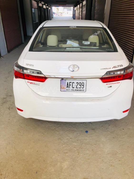 Toyota Corolla 2017 for Sale in Abbottabad Toyota Corolla 2017 for Sale in Abbottabad Image-4
