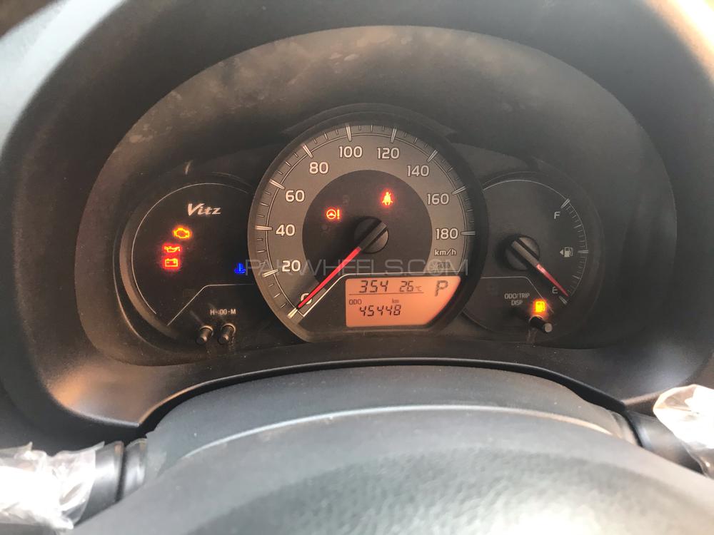 Toyota Vitz 2016 for Sale in Karachi Toyota Vitz 2016 for Sale in Karachi Image-8