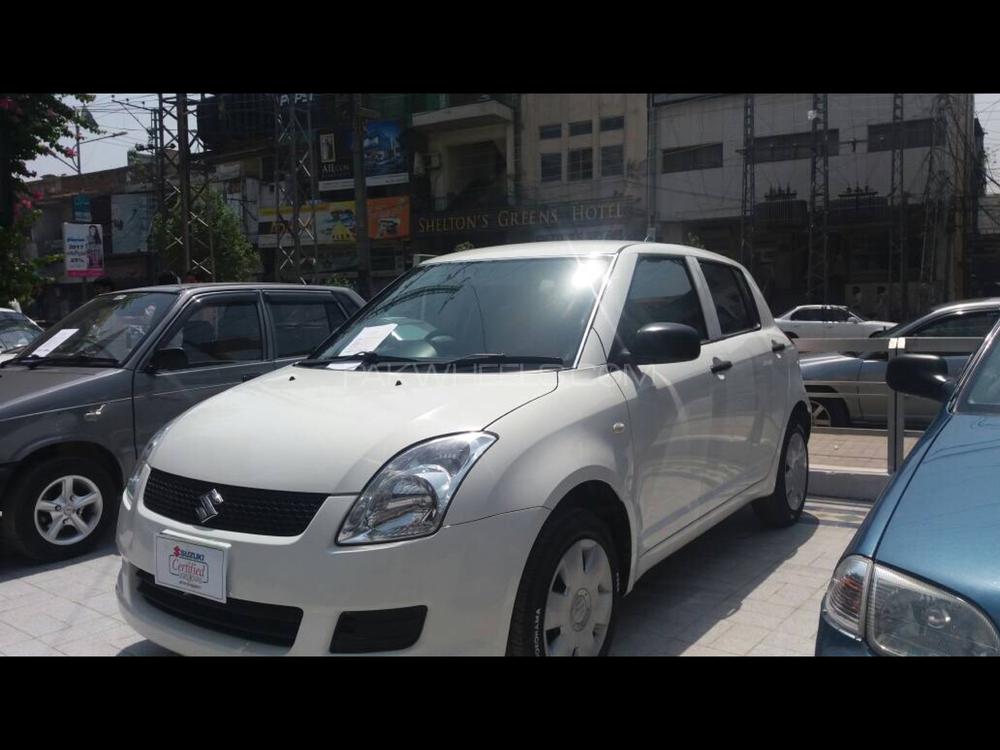 Suzuki Swift 2013 for Sale in Nowshera Suzuki Swift 2013 for Sale in Nowshera Image-5